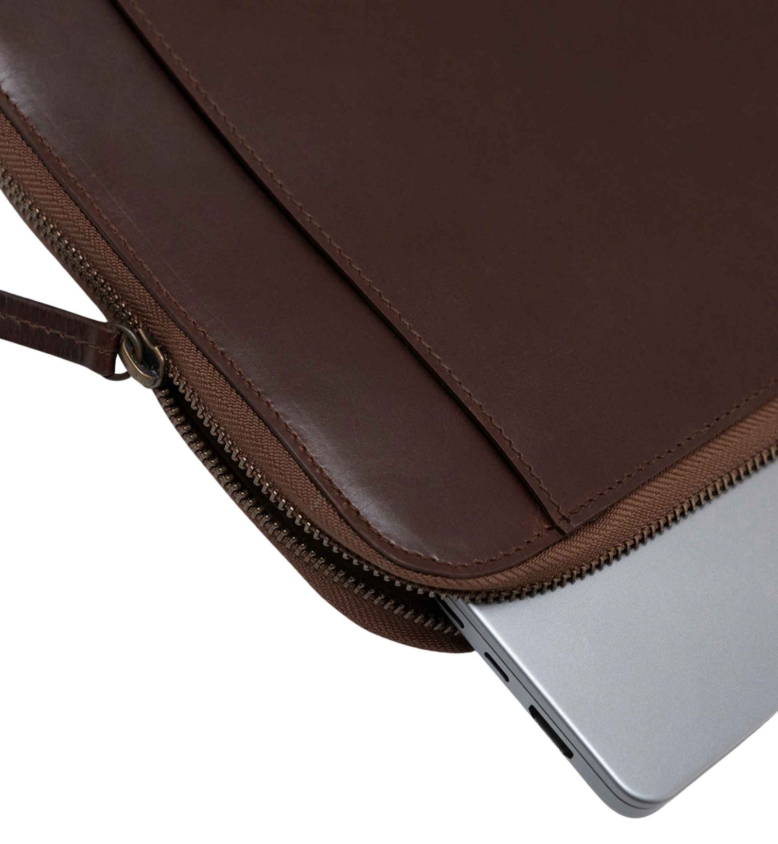 Nimbus Vintage Brown Laptop Case - Image 5